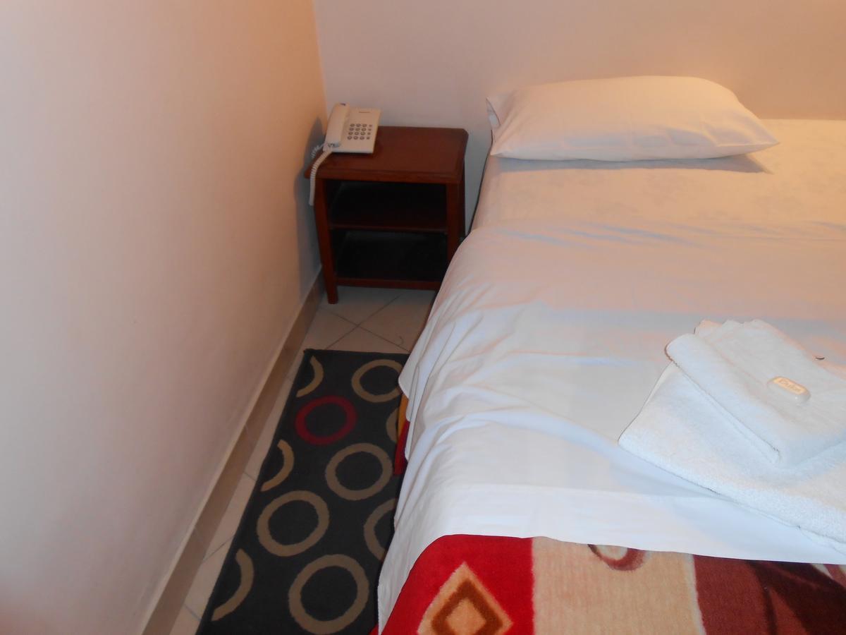 Hotel Florencia Термас-де-Рио-Ондо Экстерьер фото