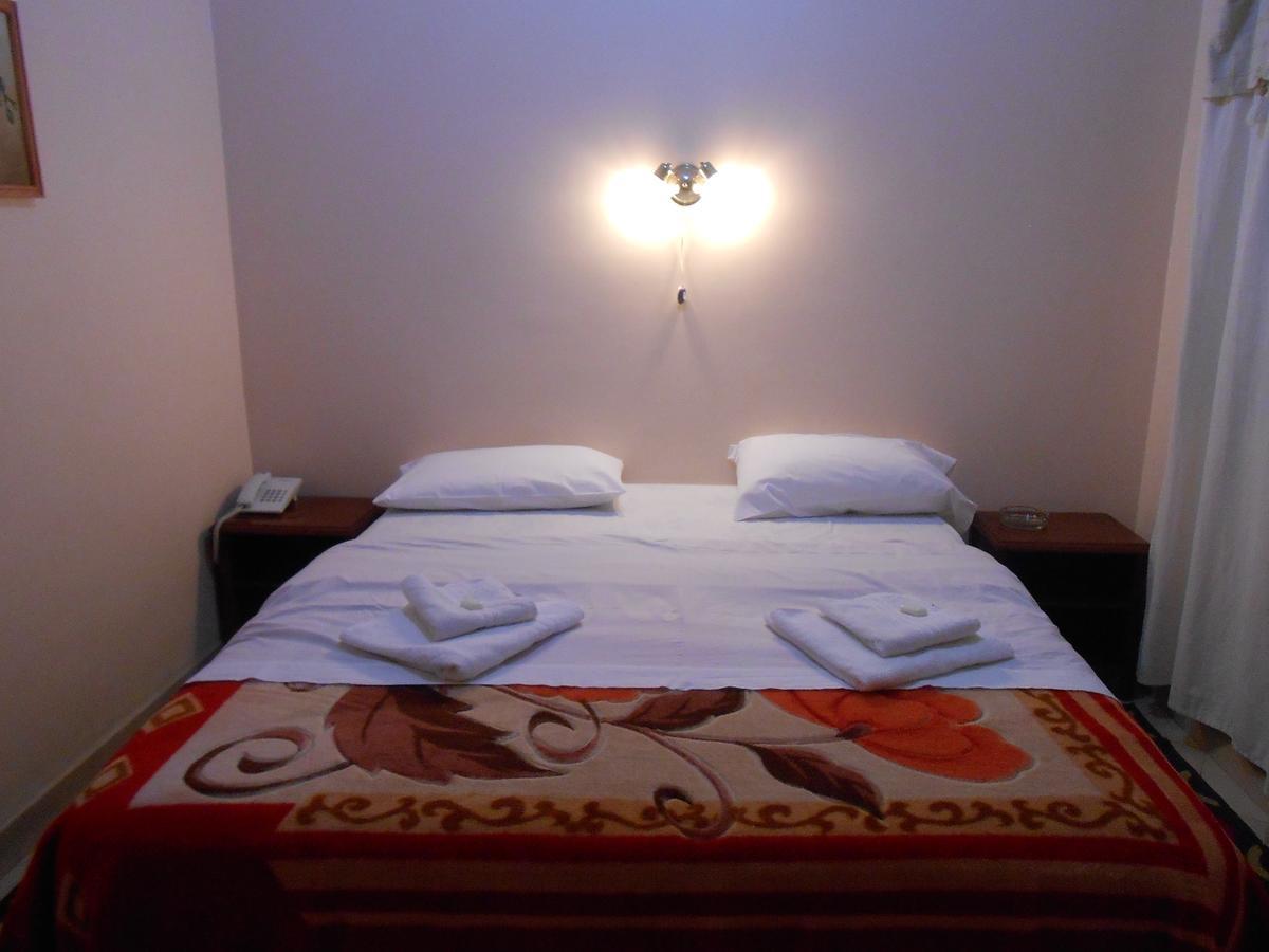 Hotel Florencia Термас-де-Рио-Ондо Экстерьер фото