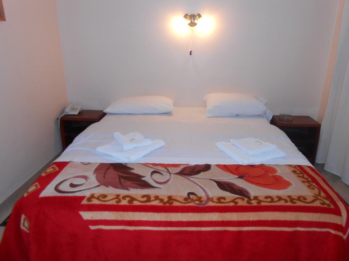 Hotel Florencia Термас-де-Рио-Ондо Экстерьер фото